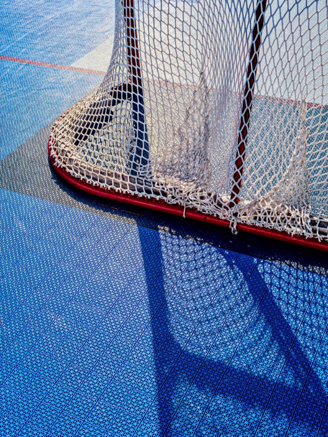 But et surface bleue du tournoi de dek hockey